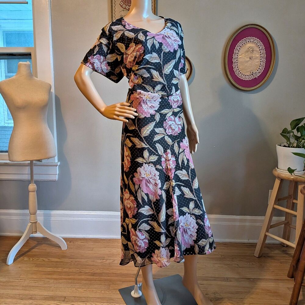 Vintage Y2K White Stag Maxi Dress Dark Floral Polka Dot Cottagecore Plus Size